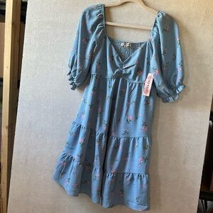 Inspired Hearts Floral Blue Dress. NWT Tiered skirt. Puffy sleeves. Size L.